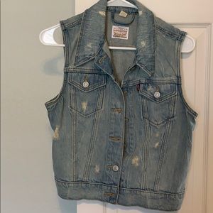 NEVER WORN Levi’s Jean Vest